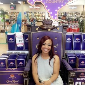 Meet your Posher, Kristin